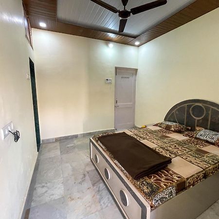 Zars Villa, Lonavala Extérieur photo