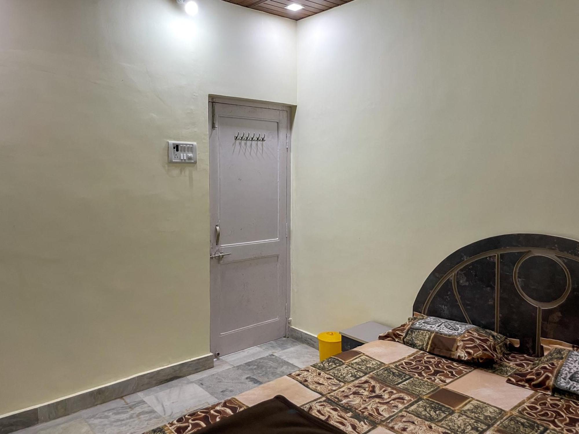 Zars Villa, Lonavala Extérieur photo