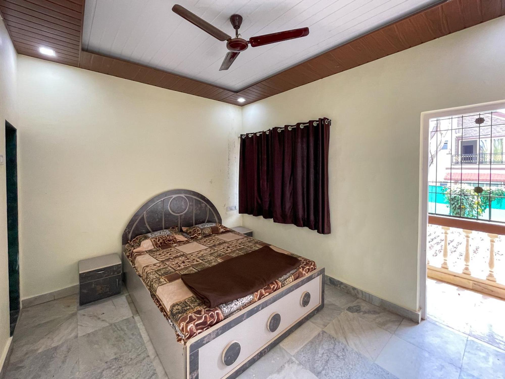 Zars Villa, Lonavala Extérieur photo